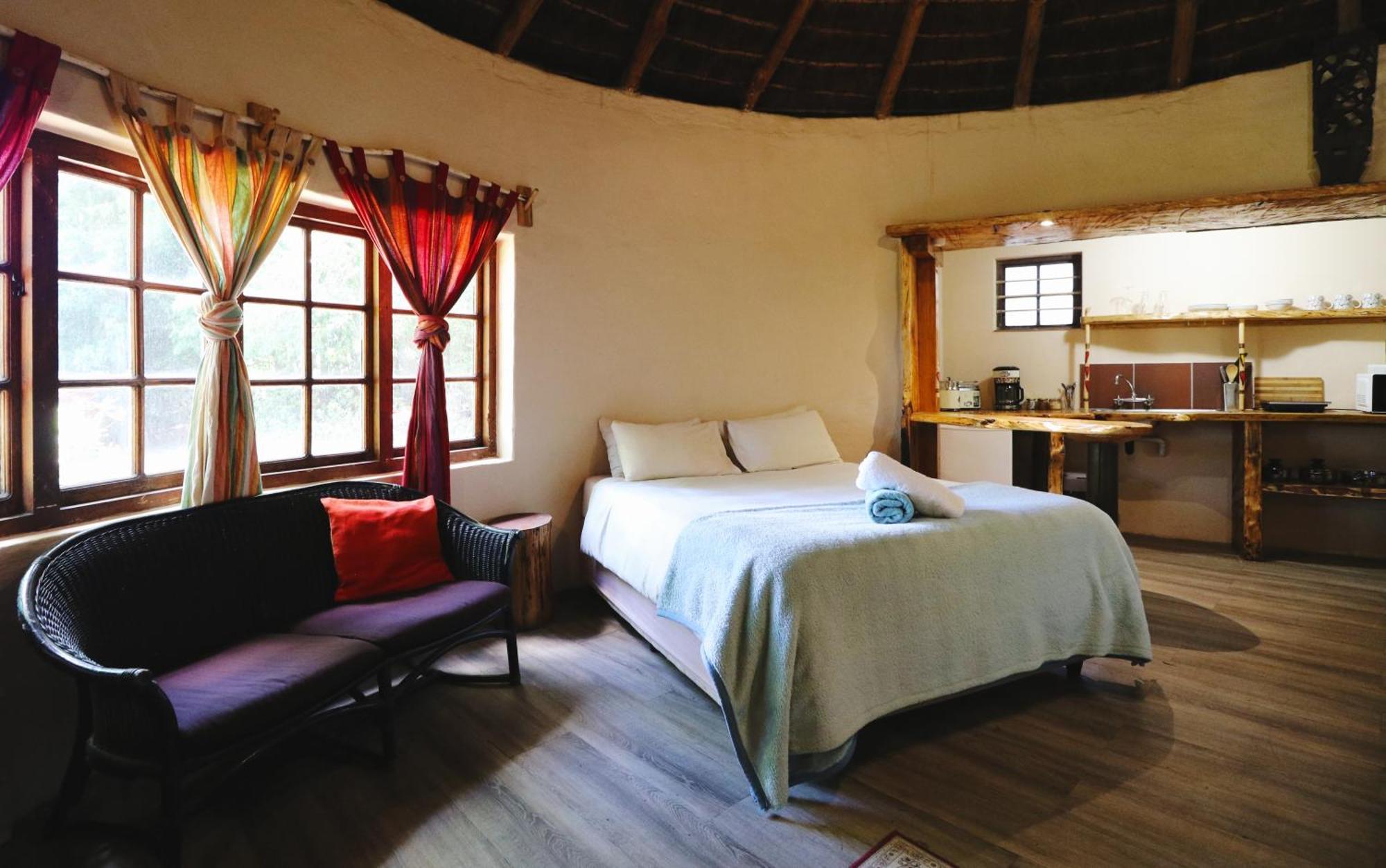 Away With The Fairies Nature Lodge And Backpackers Hogsback Eksteriør billede